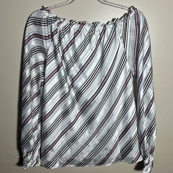 White House Black Market Silky‎ Off Shoulder Striped Top | Small - Picture 5 of 5